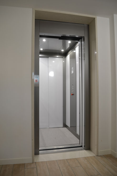 Piattaforma elevatrice oleodinamica